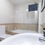 El Pasadizo De Menendez Valdes Daire Gijón